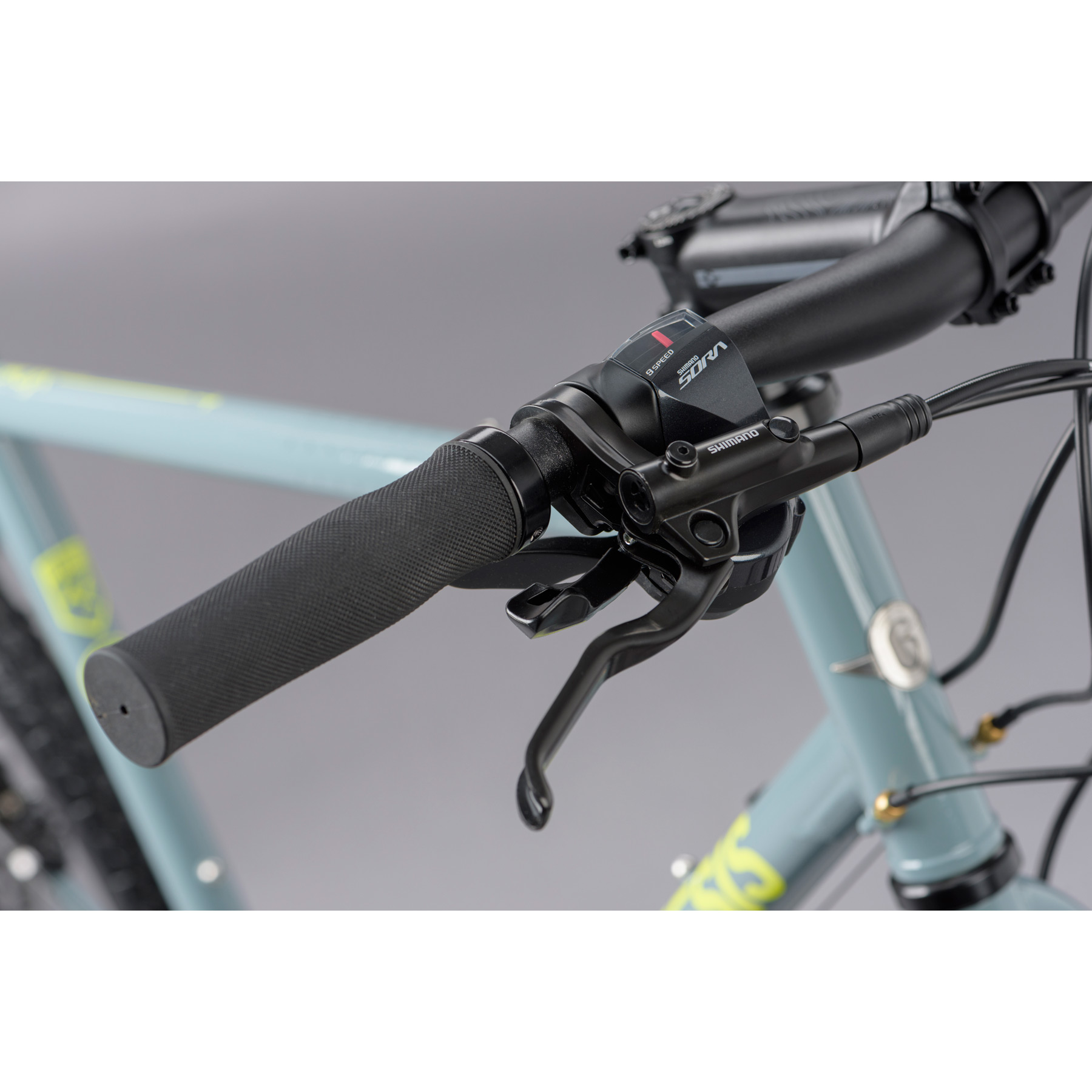 Genesis Croix De Fer 10 Flat Bar Road Gravel Bike 5 Genesis Croix De Fer 10 Flat Bar Road Gravel Bike - Image 3