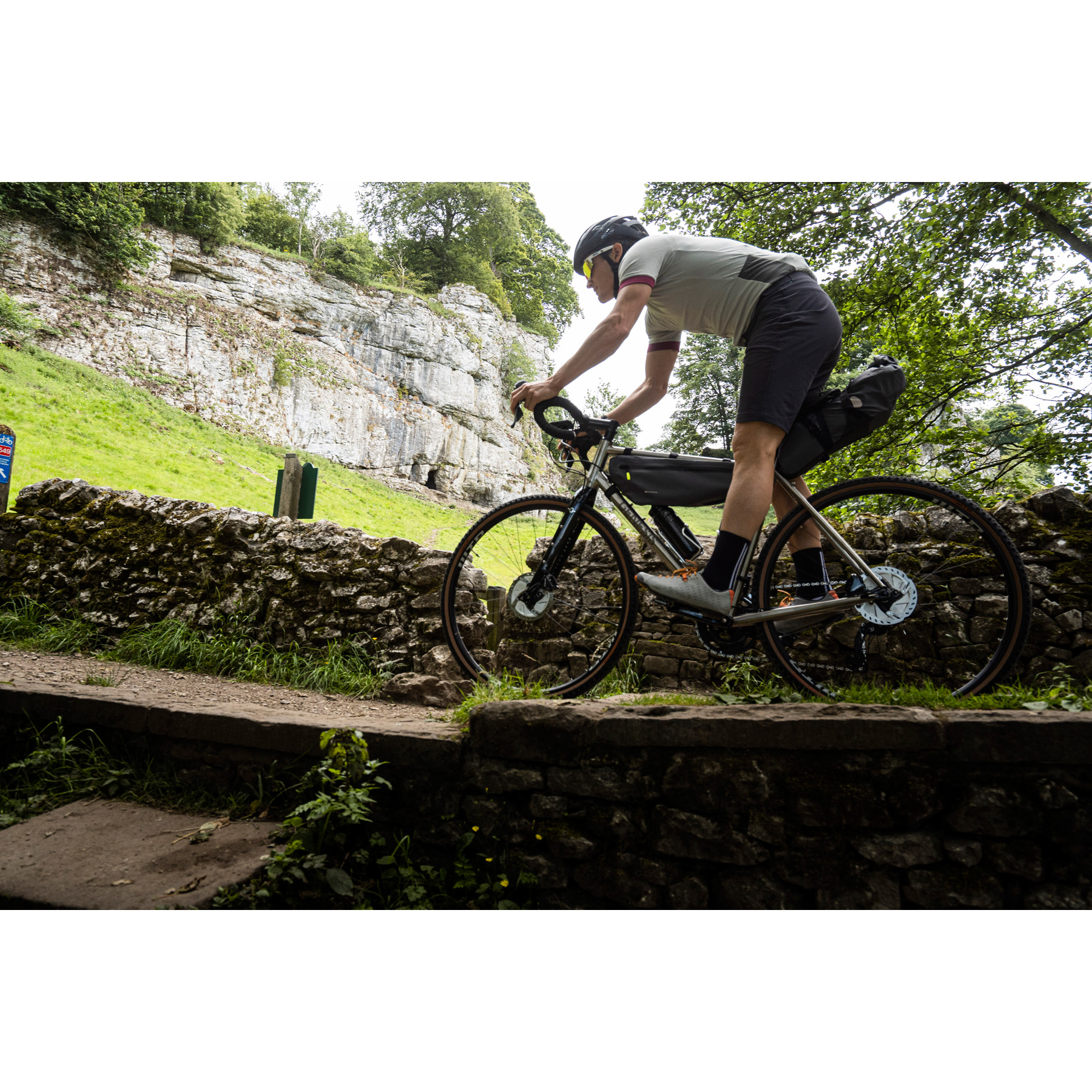 Genesis Croix De Fer Ti Frameset - Gravel Bike Frame 16 Genesis Croix De Fer Ti Frameset - Gravel Bike Frame - Image 14