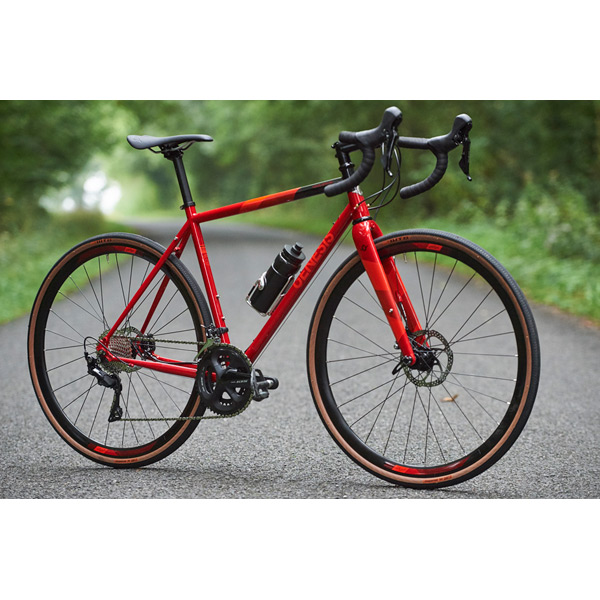 Equilibrium Disc Large Road Bike – Reynolds 725 Tubing, Shimano 105, Hydraulic Disc Brakes – Red 17 Frame-mounted bottle cage bosses on Equilibrium Disc Red