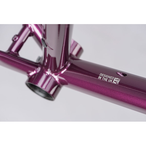 Croix De Fer 12/12 725 Frameset Large - Ultimate All-Terrain Bicycle Frame with Modern Features 13 Croix De Fer 12/12 725 Frameset Large - Ultimate All-Terrain Bicycle Frame with Modern Features - Image 11