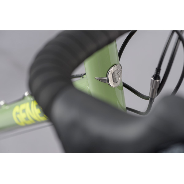 CDA 20 Large Adventure Bike - Lightweight Aluminium Frame, Shimano Sora 9-Speed, Disc Brakes 6 CDA 20 Large Adventure Bike - Lightweight Aluminium Frame, Shimano Sora 9-Speed, Disc Brakes - Image 4