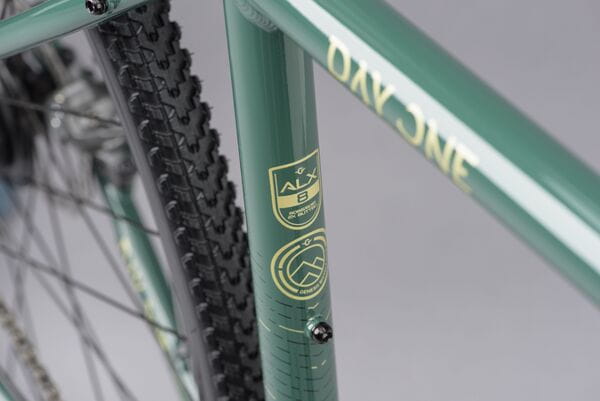 Day One Large Super-Commuter Bike - Versatile Touring & Gravel Bike with Hub-Gear 6 Day One Large Super-Commuter Bike - Versatile Touring & Gravel Bike with Hub-Gear - Image 4