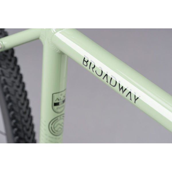 Broadway Large City Bike Fast, Comfortable Hybrid with Alloy Frame, 37mm Tires & Shimano Alivio 7 Broadway Large City Bike Fast, Comfortable Hybrid with Alloy Frame, 37mm Tires & Shimano Alivio - Image 5
