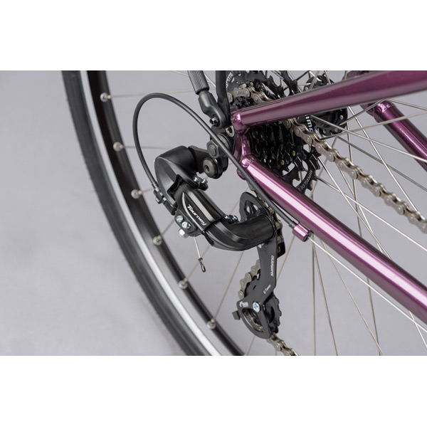 Ridgeback Speed Open Frame Large Grey Utility Bike – All-Weather Hybrid for City & Commute 10 Ridgeback Speed Purple Utility Bike Drivetrain Close-Up