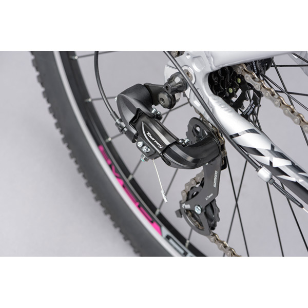 Ridgeback Terrain 1 Large Men’s Mountain Bike – 27.5" Wheels, Alloy Frame, 21 Gears 5 Alhonga V-Brakes on Ridgeback Terrain 1 Bike
